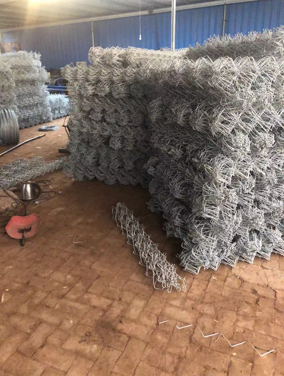 新疆煤礦菱形支護網10000平米發貨圖片2